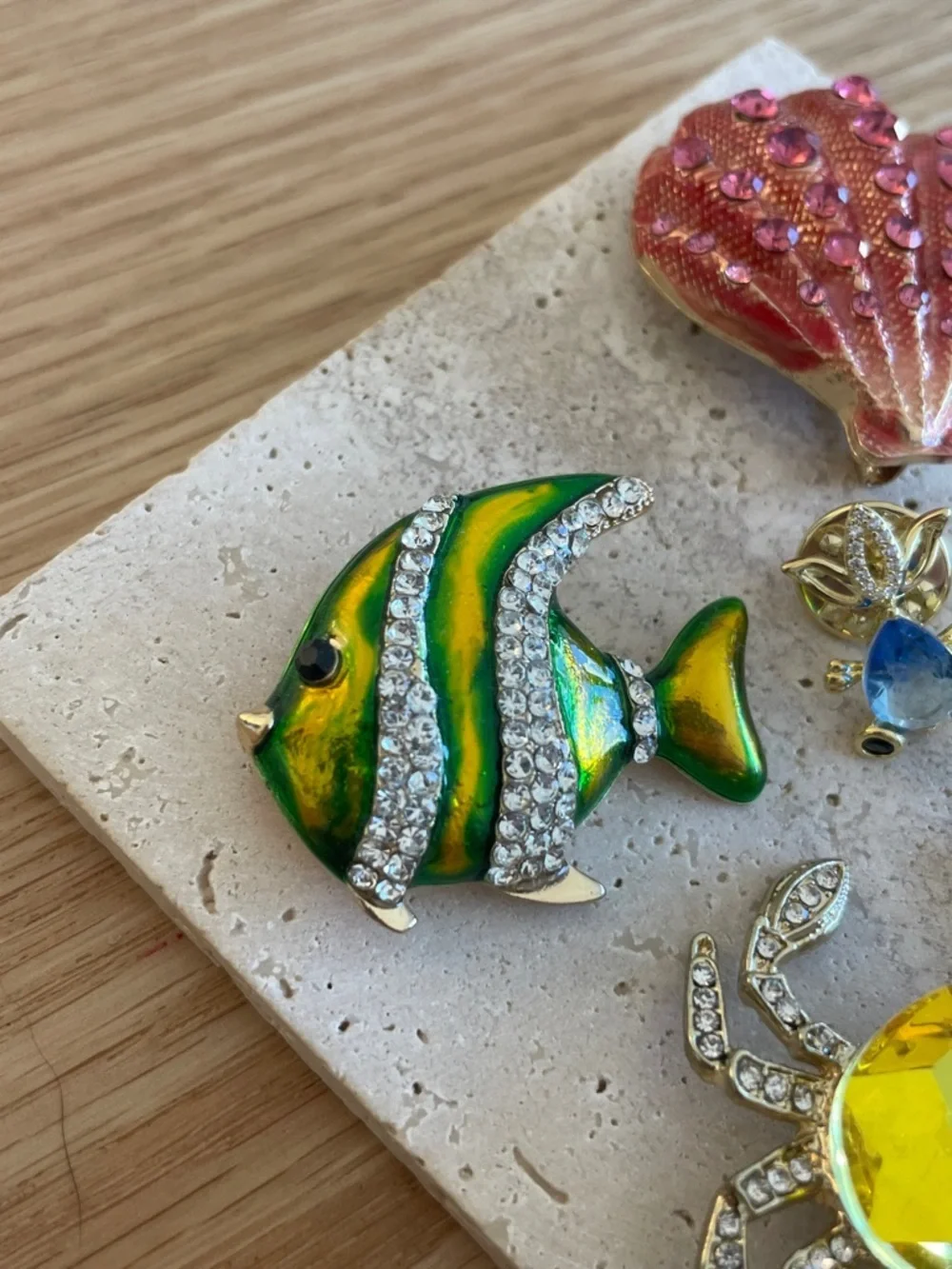 Sea Life Brooch Bundle Crab Fish Coastal Resort Vacation Jewelry Summer Accessor